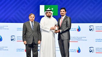 Northumbria University’s Dr Muhammad Wakil Shahzad receiving the global water award from His Highness Sheikh Ahmed bin Mohammed bin Rashid Al Maktoum.