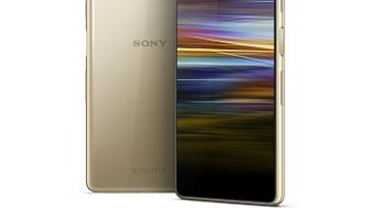 Xperia L3_group_gold