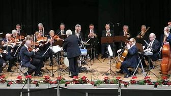 Göteborgs Salongsorkester spelar julmusik i Nordstan 18/12