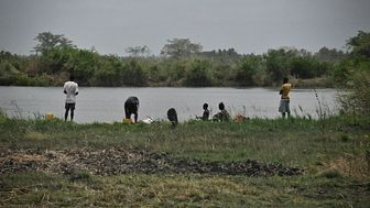 En bild från området Dondo i Moçambique där Weeffect bedriver verksamhet. Området har ofta drabbats av översvämningar redan innan cyklonen. Bilden är tagen 2018. Foto: Ola Richardsson