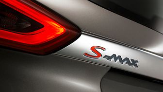 Nye Ford S-MAX vises for første gang på den internasjonale bilutstillingen i Paris