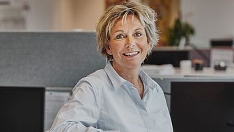 Camilla Carlsson, auktoriserad redovisningskonsult, skriver i FAR-bloggen om lönekonsultens roll i företagen. Foto: Christian Gustavsson