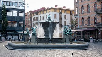 De fem världsdelarna (Järntorgsbrunnen). Skulptur av Tore Strindberg. Foto: Malin Griffiths