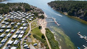 Bild över ett av fyra campingområden på Daftö Resort i Strömstad