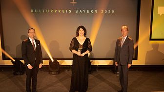 mayer-christa-statue-kulturpreis-bayern-2020-copyright-simon-leibl