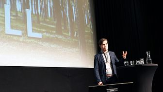 Gustav Essebro, vd på TK Botnia, talade om 3D-modelleringens fördelar på ett seminarium om ingenjörsmässigt byggande i trä. Evenemanget hölls i Stockholm den 14 november av branschorganisationen Svenskt trä. 