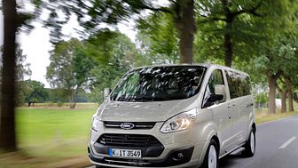 Ford Tourneo Custom nyní s prodlouženou pětiletou zárukou a servisní smlouvou Ford Service Plan
