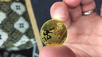 I dag utgis verdens første mynt i Rettferdig gull