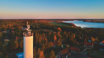 I Björklinge, norr om Uppsala, står ett av kommunens fyra vattentorn. Det rymmer drygt 200 000 liter vatten.