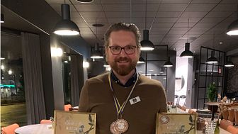 Mikael Adolfsson, produktchef och sommelier på Kiviks Musteri, stolt vinnare i Must SM