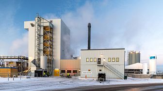 Pyrocell utanför Gävle. Anläggningen har kapacitet att producera 25 000 ton (260 GWh) pyrolysolja som råvara till Preem. Foto Alan Sherrard
