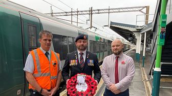 Iraq veteran Dean Griffin with London Northwestern Railway staff members Edd Morris (left) and Daniel Dalmonego (right).