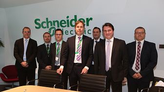 Ny samarbejdsaftale ml DONG og Schneider Electric underskevet i dag