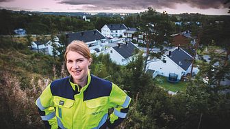 Camilla Levinsen er delprosjektleder i et europeisk forskningsprosjekt som ser på fremtidens strømnett.