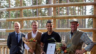 Kosta Safaripark är stolta mottagare av priset ”Årets Turismföretag i Kronoberg”. På Bild från vänster Oskar Wijk, Emil Jarkrans, Emil A Jansson och John Källström