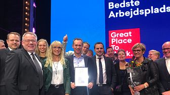 Glade Lindab medarbejdere modtog certifikatet for at være blandt Danmarks Bedste Arbejdspladser i 2019 