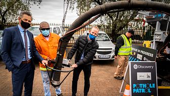 From Left to Right: Dialdirect's Bradley Du Chenne, Joburg Mayor Geoff Makhubo, and Discovery Insure Chief Executive Officer, Anton Ossip, at the launch of Pothole Patrol in Lenasia earlier today.