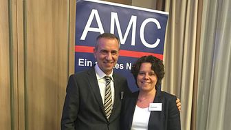 Eva Bednarski, Leiterin Digital Marketing & Strategy mit Stefan Raake, Geschäftsführer AMC