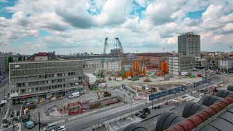 Am Münchener Hauptbahnhof wurde am 23. April mit der Baugrubenumschließung mittels Schlitzwänden begonnen (copyright: DB/Mario Krüger (panTerra))