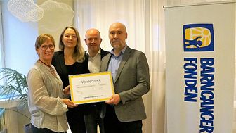 ​Svensk Fastighetsförmedling skänker 2 438 800 kronor till forskning i kampen mot barncancer