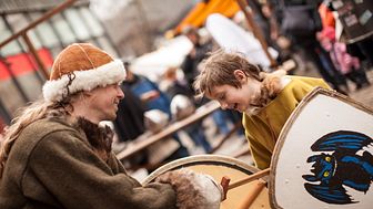 Mitmachen und Selbermachen beim mittelalterlichen Volksfest Kieler Umschlag
