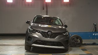 Renault Captur side crash test Dec 2019