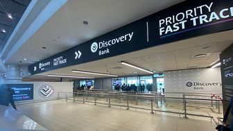 Discovery Bank Black and Purple cardholders can now enjoy faster security clearance with the Discovery Bank Priority Fast Track at OR Tambo International Airport and Cape Town International Airport domestic departure hall