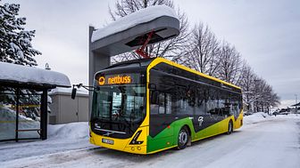 En av batteribussene som nå tas i bruk på linje 51 mellom Drammen og Mjøndalen.