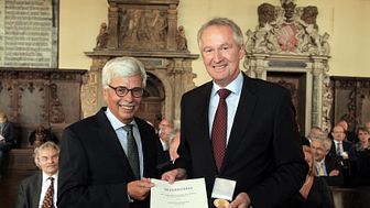 Danner-Medaille in Gold für Bremer Polizeipräsidenten Lutz Müller