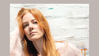 NY SINGEL. Therese Åkesson släpper personliga singeln “Snedsteg”
