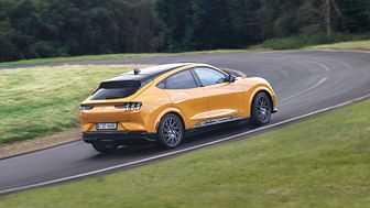 Ford Mustang Mach-E GT 2021