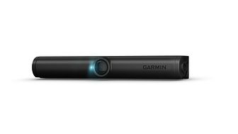 Die neue drahtlose Rückfahrkamera von Garmin bringt detaillierte Bilder via WLAN aufs Navi. 