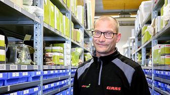 Johan Lindskog är lagerchef på centrallagret i Skurup. Foto: Swedish Agro Machinery