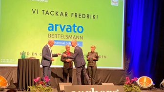 Som en av Varbergs största arbetsgivare är vi på Arvato stolta över att vara partner denna dag, och VD Dennis Blennskog fick äran att tacka av Fredrik Reinfeldt från scenen.