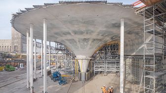 The first of 28 chalice-shaped columns that will combine to hold the roof of Stuttgart’s new underground through station was completed in October 2018. copyright: Achim Birnbaum