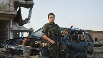 Varför älskar media bilden av kvinnorna i den kurdiska gerillan?