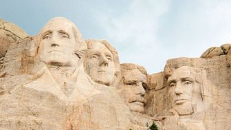 Mount Rushmore / Shutterstock