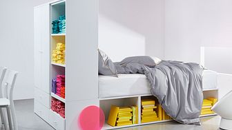 Det nye multifunktionelle PLATSA sengestel er blandt IKEAs augustnyheder.