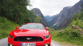 Nye Ford Mustang GT på tur på Vestlandet