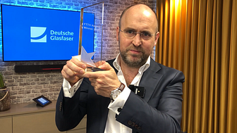 Jordi Nieuwenhuis, Geschäftsführer und Mitgründer von Deutsche Glasfaser, erhält den FTTH Council Europe Individual Award 2020 (DG).