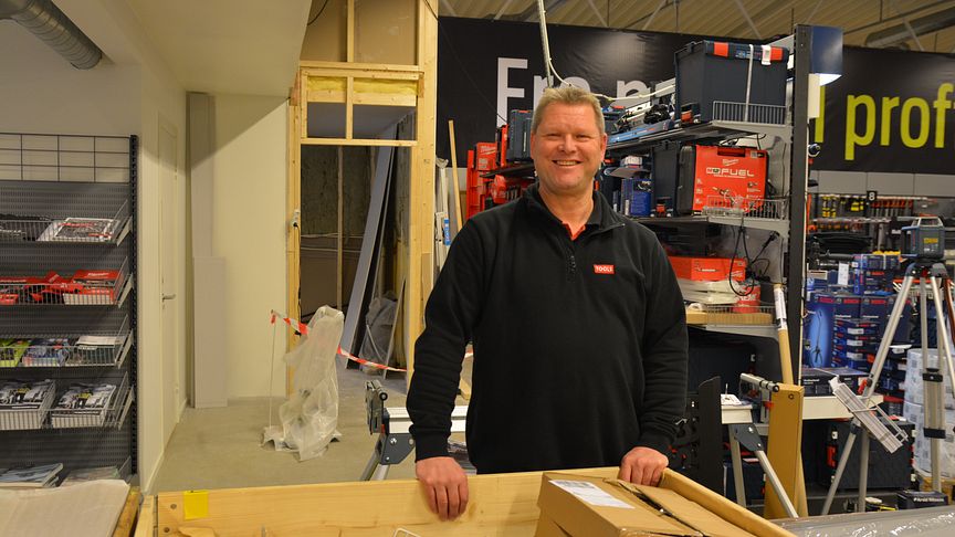 Skal man få Fredrikstads råeste proffbutikk er det mange dyktige medarbeidere som må jobbe mye før alt er på plass forteller Butikksjef Eivind Røkke Pedersen