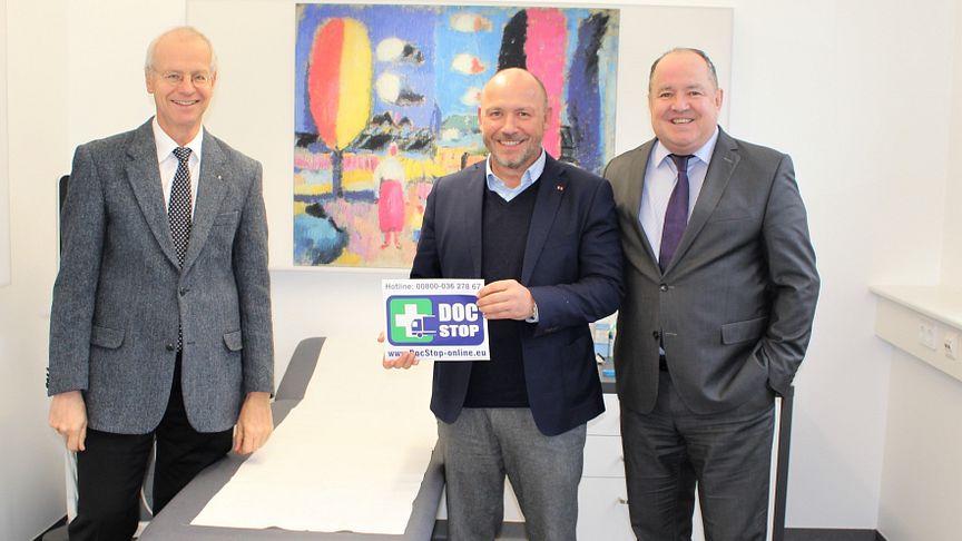 BPW works doctor Dr Gunnar Heymer (left) will now also treat truck drivers who fall ill on the road. The new DocStop location was opened by DocStop Chairman Joachim Fehrenkötter (centre) and Ralf Merkelbach from BPW.