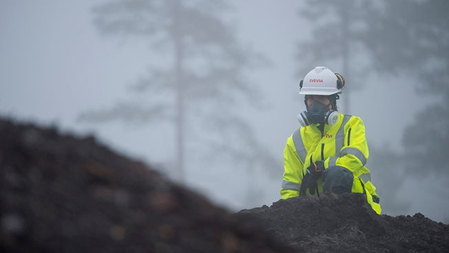 Svevia utför provtagning av jord och sanerar marken för det nya bostadsområdet i Östersund. Foto: Patrick Trägårdh