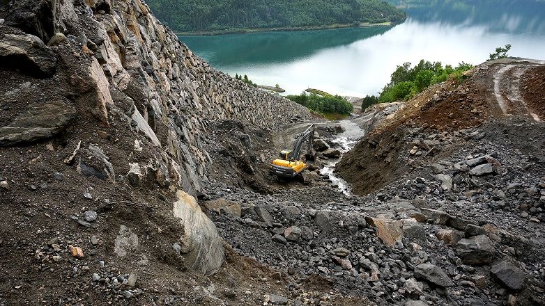 Landslide embankments protect the Loen Skylift on the west coast of Norway. (Photo: NGI)