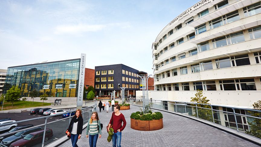 JIBS är Sveriges första dubbelackrediterade handelshögskola | Jönköping  University