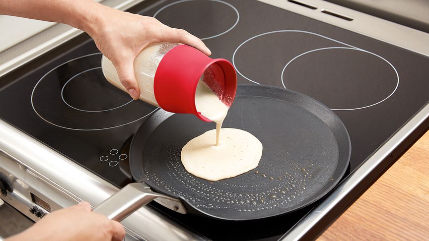 Med røremikseren lager du raskt og enkelt velsmakende crêpes og pannekaker!