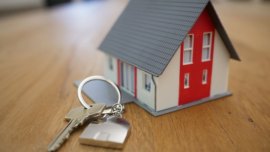 Sålt en bostad? Ny digital tjänst hjälper dig att deklarera din bostadsförsäljning.