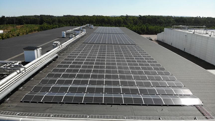 Martin & Servera dubblerar produktionen av solenergi med ny solcellsanläggning i Halmstad