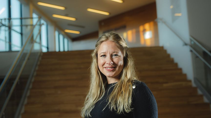 Linnea Assmundson som bland annat är ansvarig för Piteå Science Parks satsningar inom solenergi har nu certifierat sig till innovationsledare.