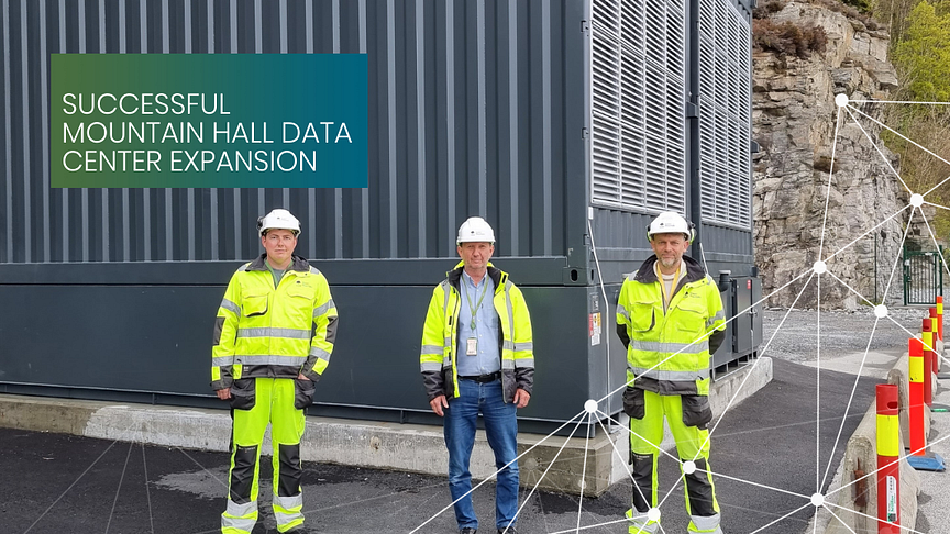 Members of the project team at DC1-Stavanger. Chief Project Officer, Terje Huseby, in the middle. 